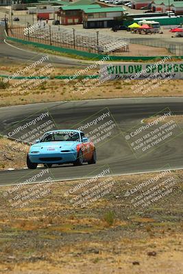 media/May-31-2025-CalClub SCCA (Sat) [[2c1a04e1ee]]/Qualifying/Group 5/Turn 4/
